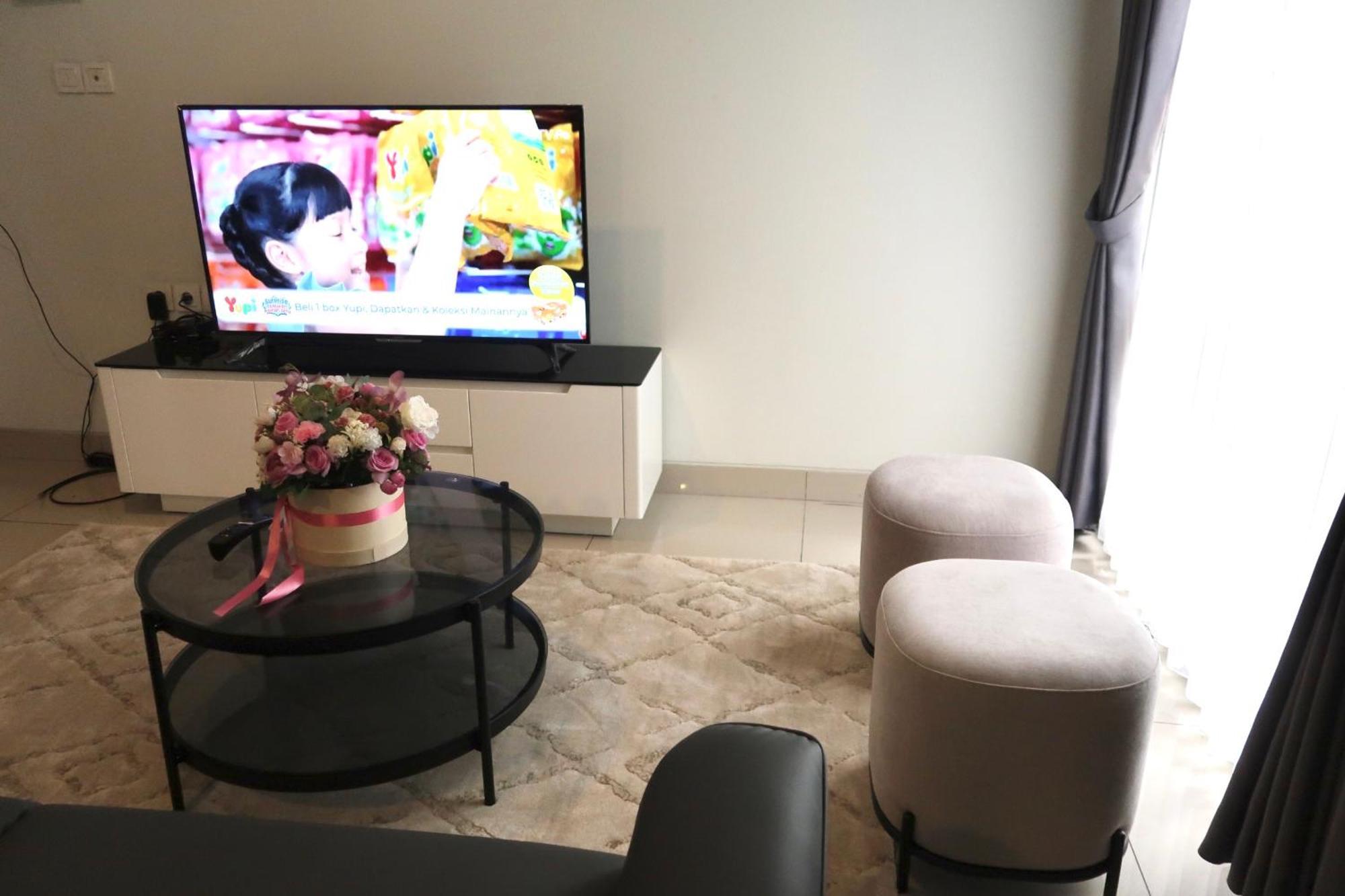 3 Bedroom Primrose Condovilla Apartemen